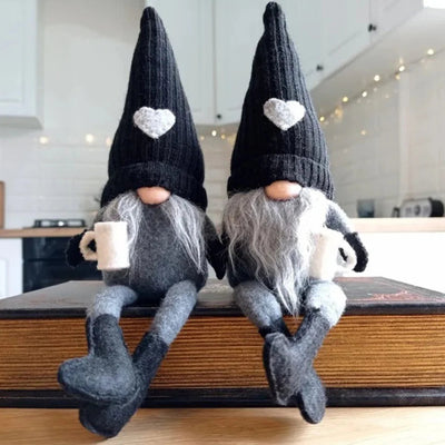 Christmas Gnome - Nordic - Sitting - Scandinavian Gnomes - Tomte Gnomes-Grace Aura