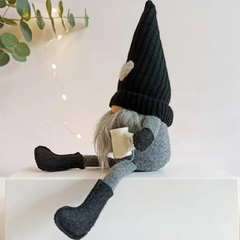 Christmas Gnome - Nordic - Sitting - Scandinavian Gnomes - Tomte Gnomes-Grace Aura