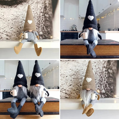 Christmas Gnome - Nordic - Sitting - Scandinavian Gnomes - Tomte Gnomes-Grace Aura