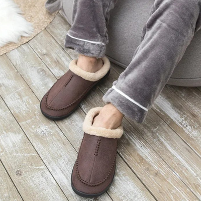 CloudSoft Indoor Slippers | Fleece-lined men's slippers to slip into-Grace Aura
