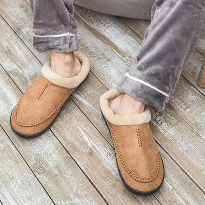 CloudSoft Indoor Slippers | Fleece-lined men's slippers to slip into-Grace Aura
