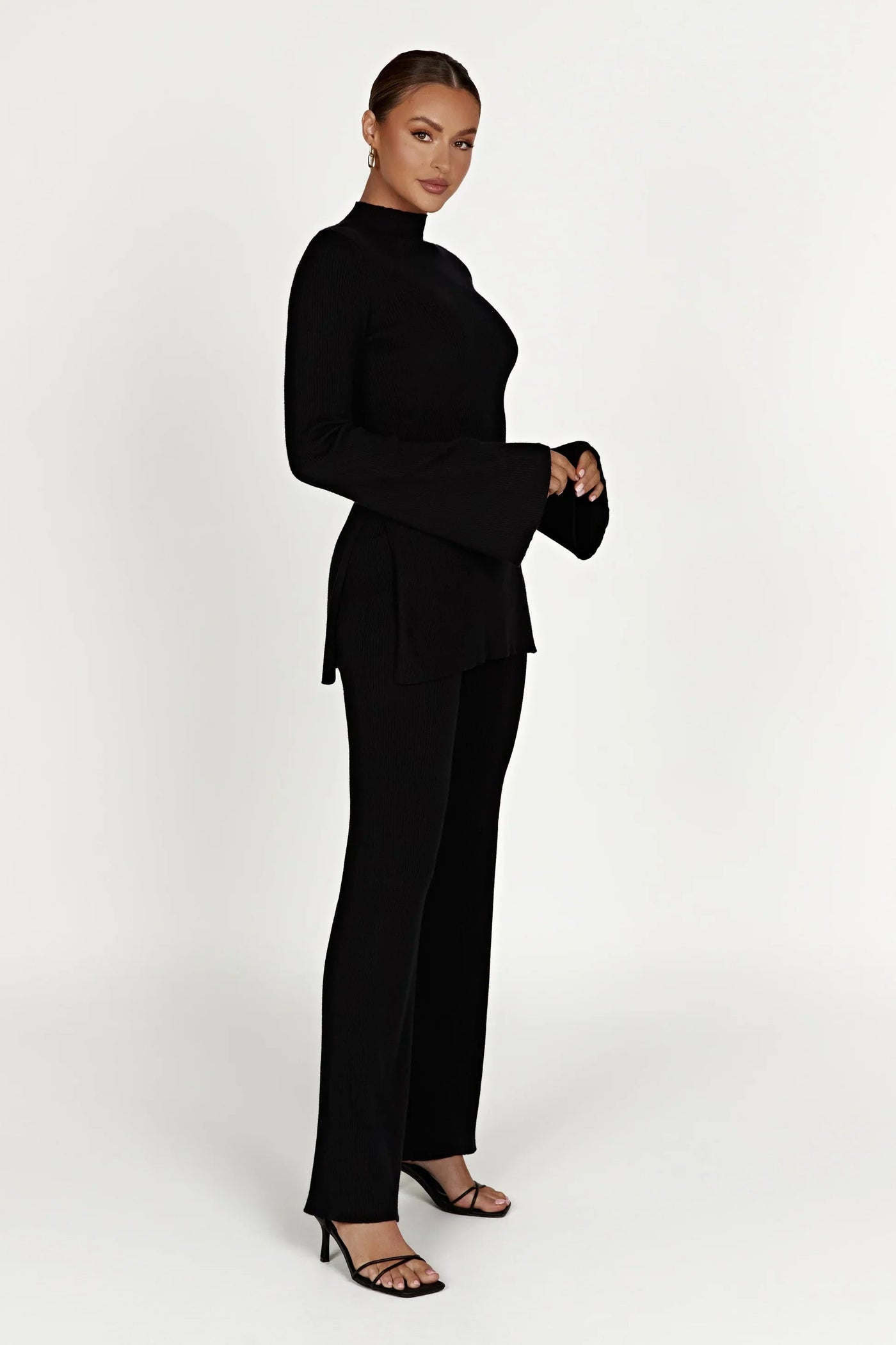 LUXE Knit Jumper - Women's Off White Oversized Knit Sweater - Perfect for Winter-Grace Aura