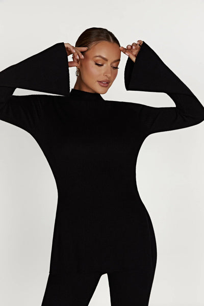 LUXE Knit Jumper - Women's Off White Oversized Knit Sweater - Perfect for Winter-Grace Aura