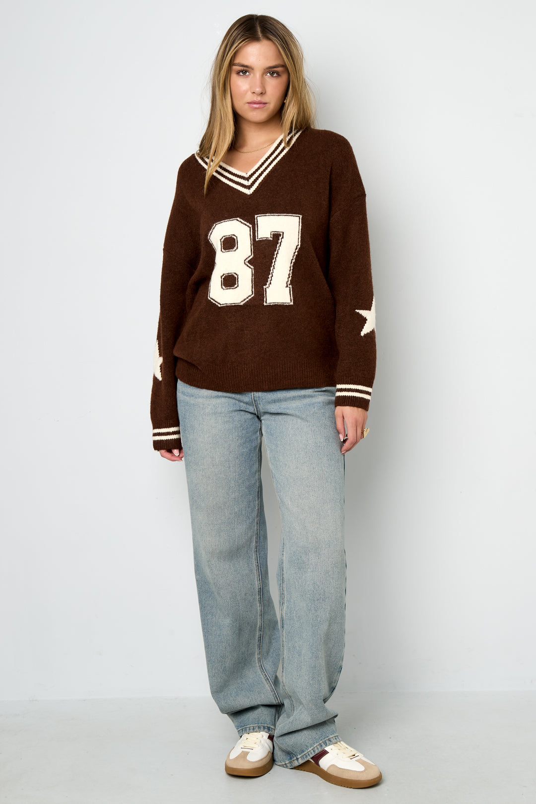 Oversized Jumper | NYC | V-Neck | Knitted Sweater | Women's Knitwear-Grace Aura