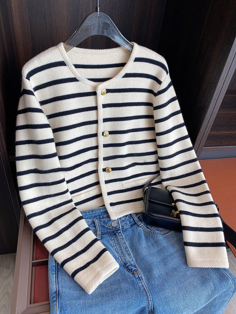 Striped Cardigan | Loose Fit | Crew Neck | Button-Up Cardigan | Women's Knitwear-Grace Aura