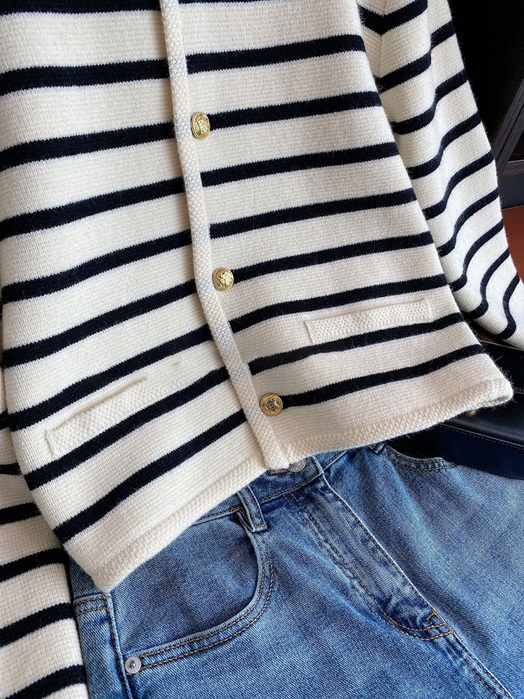 Striped Cardigan | Loose Fit | Crew Neck | Button-Up Cardigan | Women's Knitwear-Grace Aura