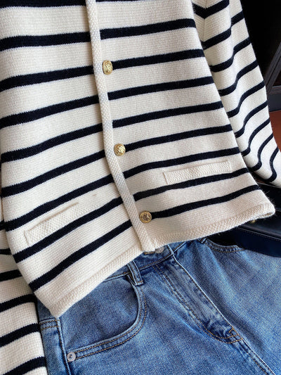 Striped Cardigan | Loose Fit | Crew Neck | Button-Up Cardigan | Women's Knitwear-Grace Aura