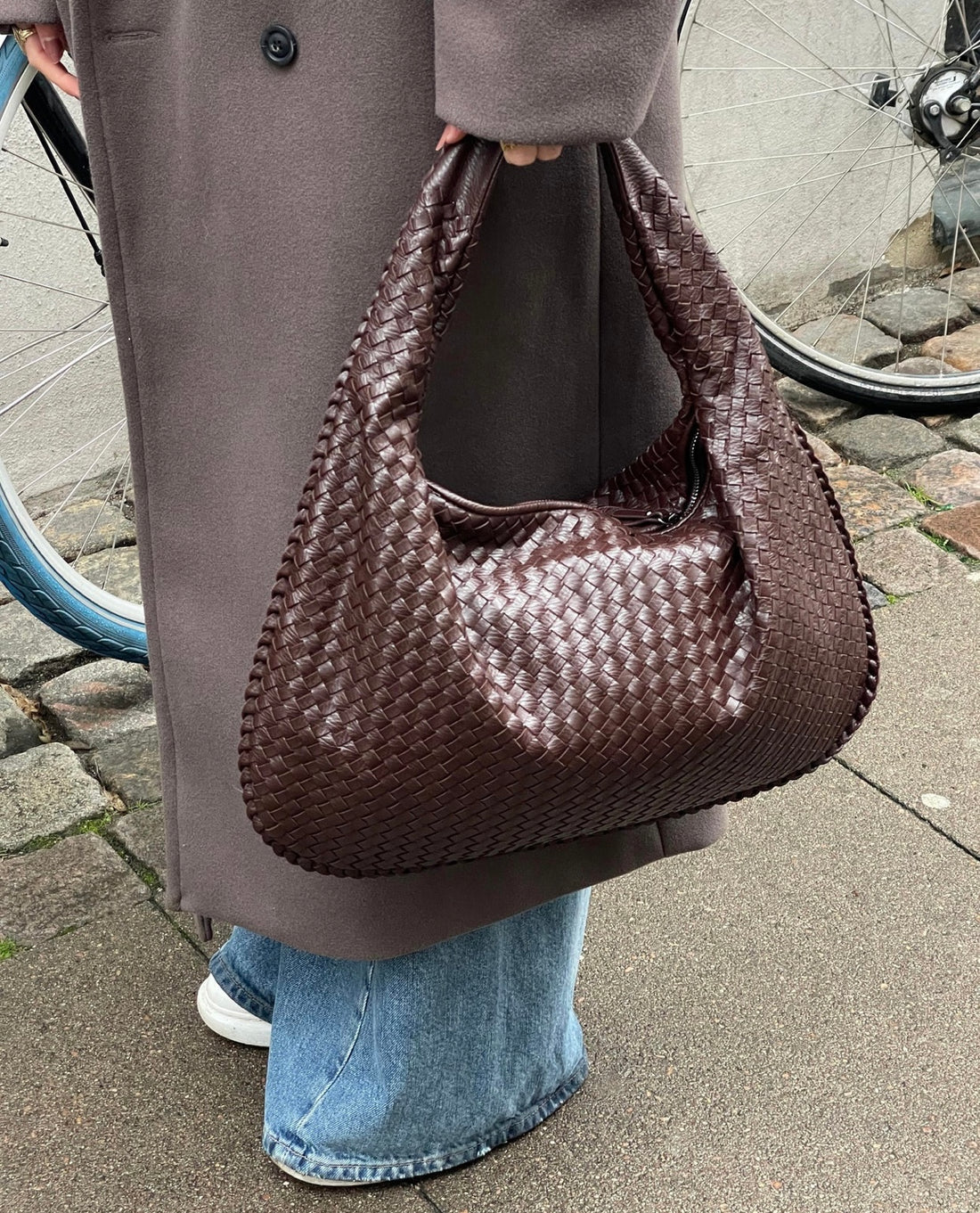 Woven Bag - Women's Everyday Waterproof Shoulder Bag with Zipper-Grace Aura